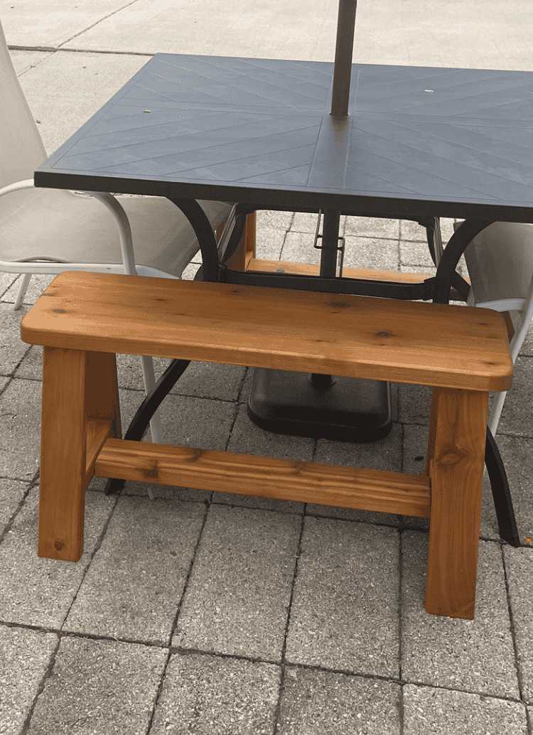 bench-4b