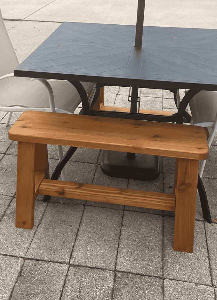 bench-4b